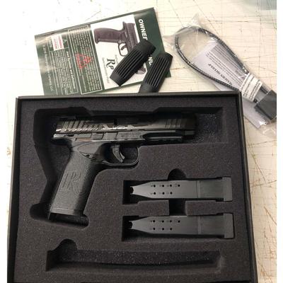 Remington RP9 Semi-Auto Pistol 9mm Luger 4.5