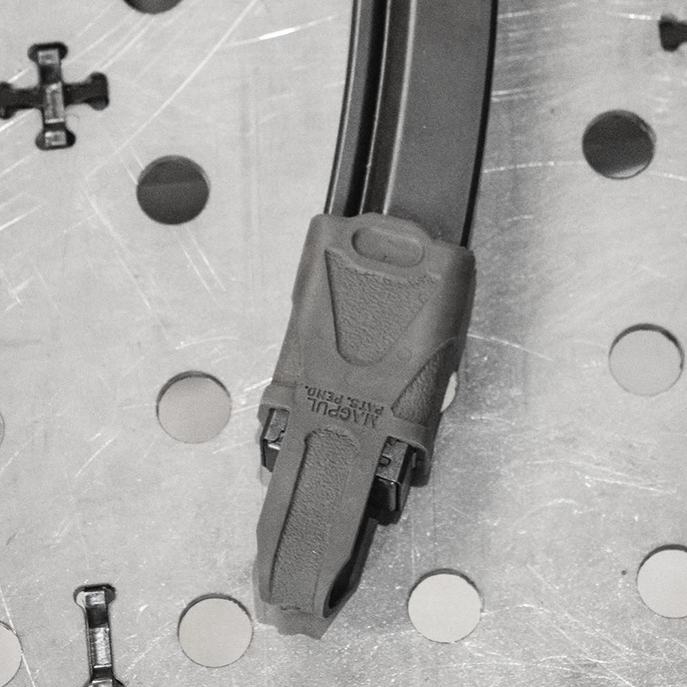 Bullseye North Magpul Magazine Pull 9mm Luger, 45 ACP Submachine Gun
